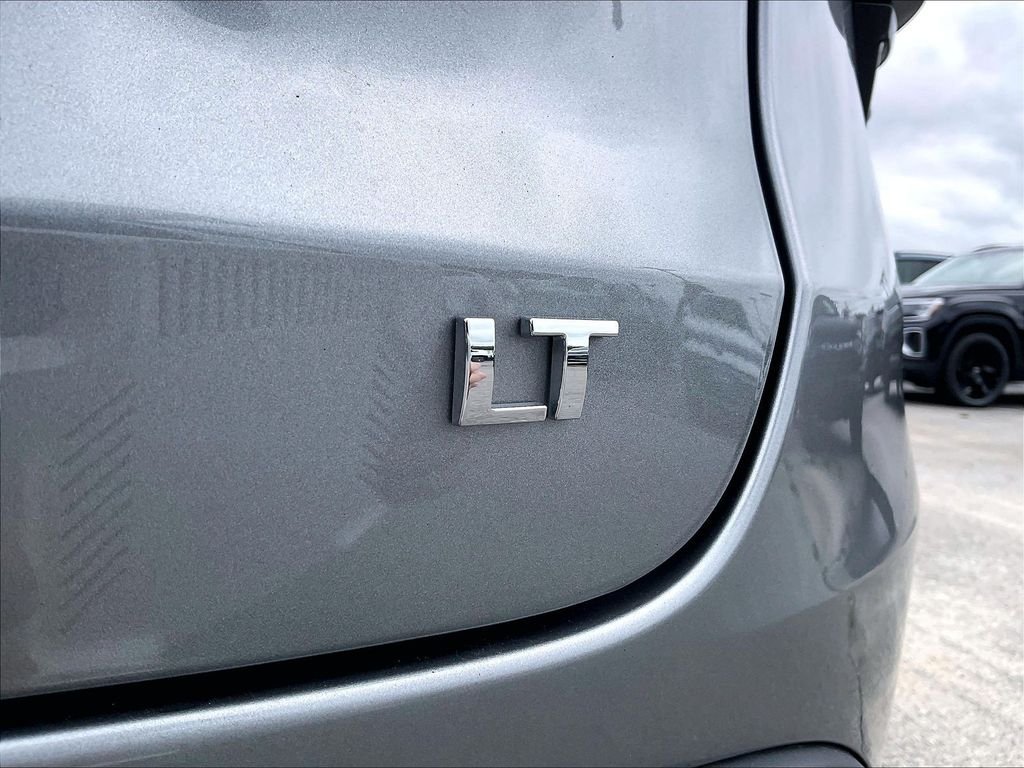 Used 2024 Sterling Gray Metallic Chevrolet LT image 26