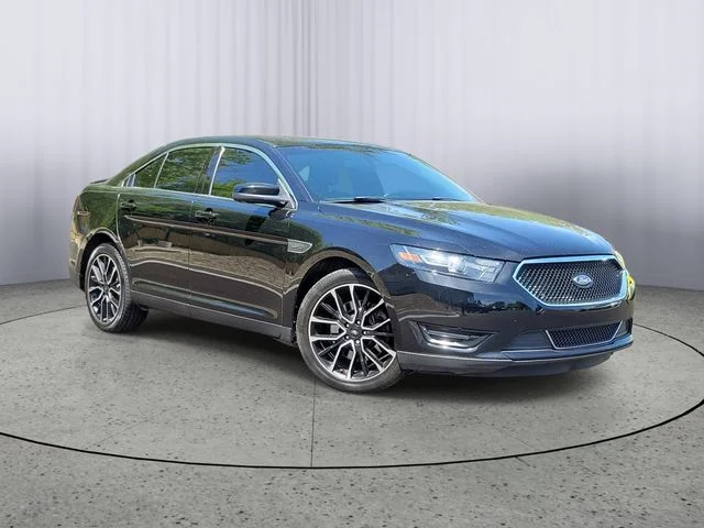 2018 Ford Taurus SHO AWD's photo