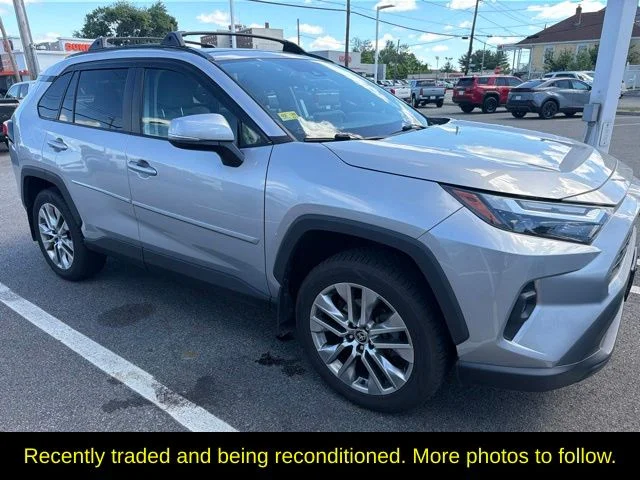 Used 2022 Silver Toyota XLE Premium image 1