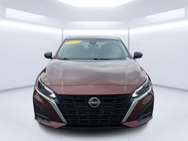 Used 2024 Red Nissan 2.5 SV image 8