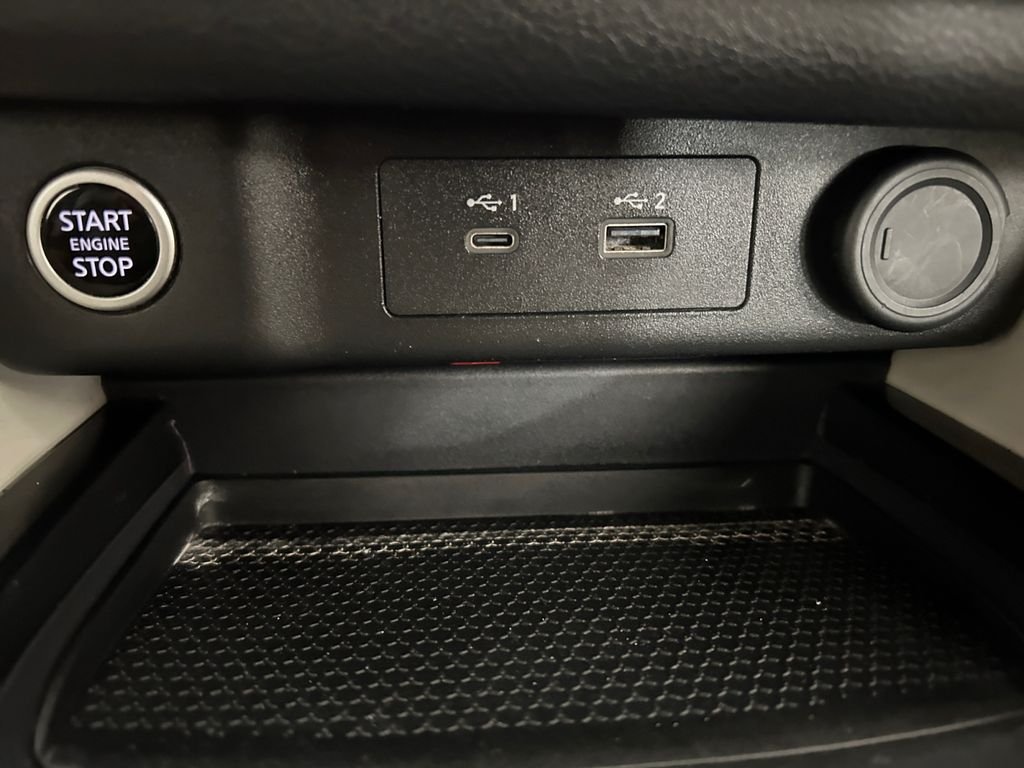 Used 2023 Red Nissan SL image 30