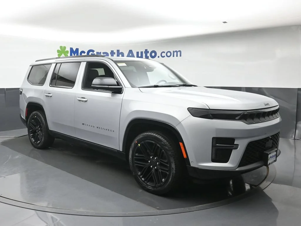 New 2026 Silver Jeep Limited Reserve image 2