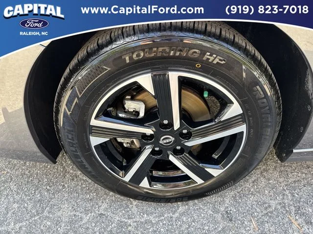 Used 2025 Gray Nissan SV image 13