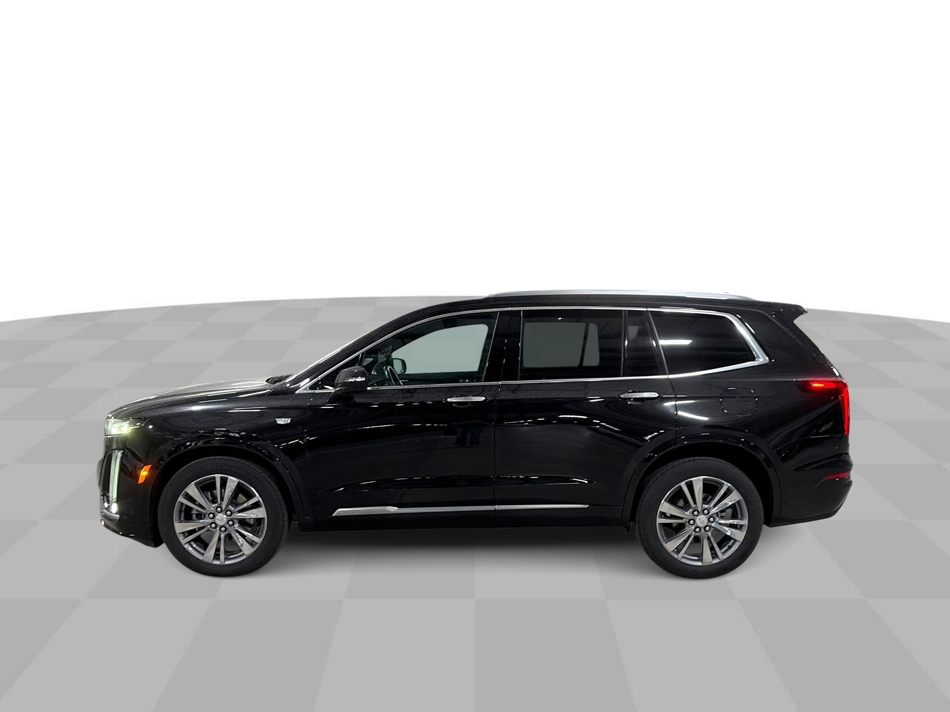 Used 2025 Stellar Black Metallic Cadillac Premium Luxury image 5