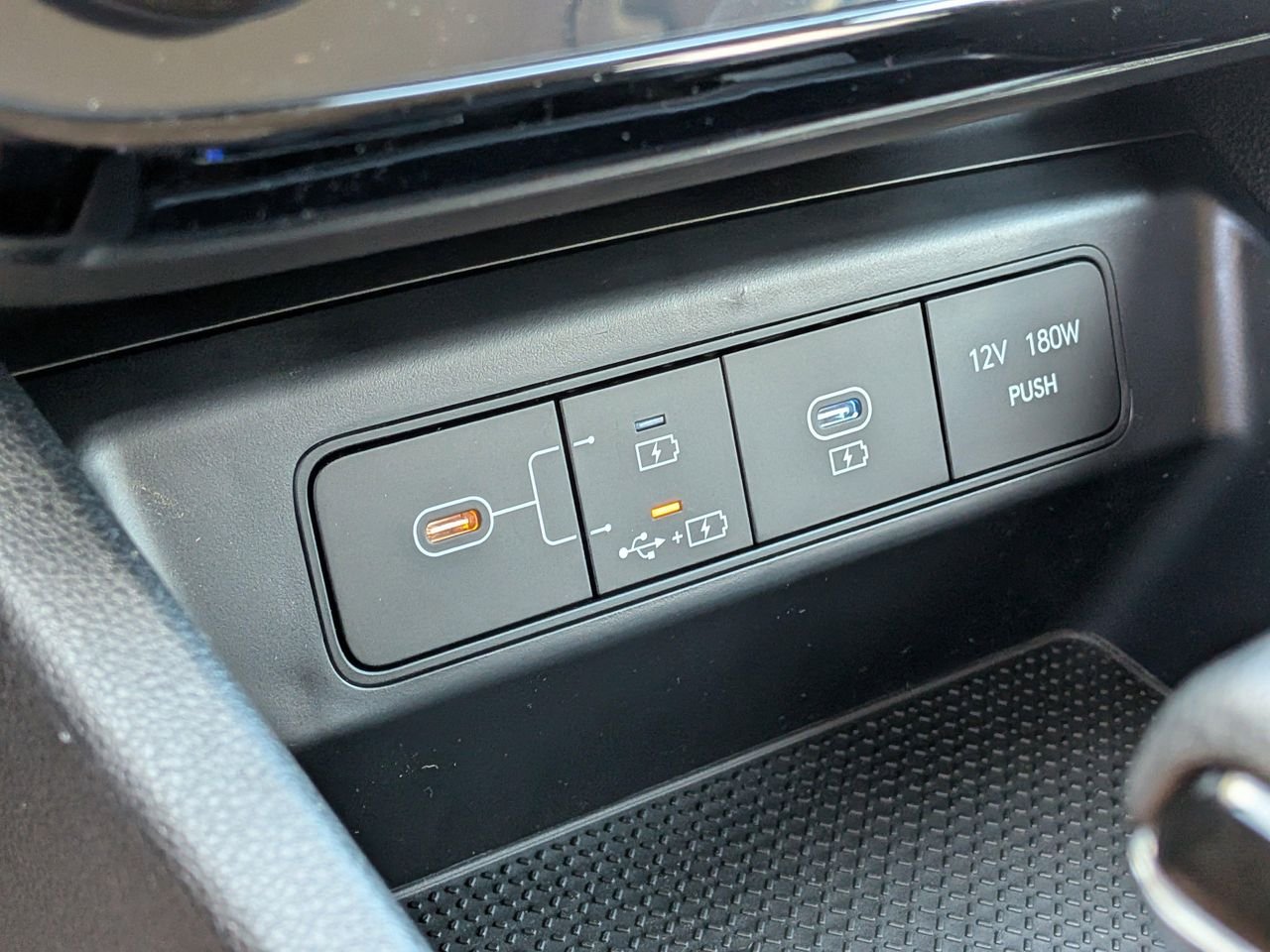 New 2026 Shimmering Silver Hyundai SEL Plus FWD image 28
