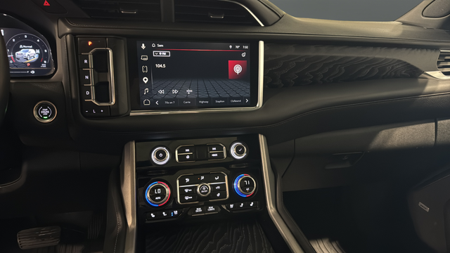 Used 2024 Onyx Black GMC Denali image 13