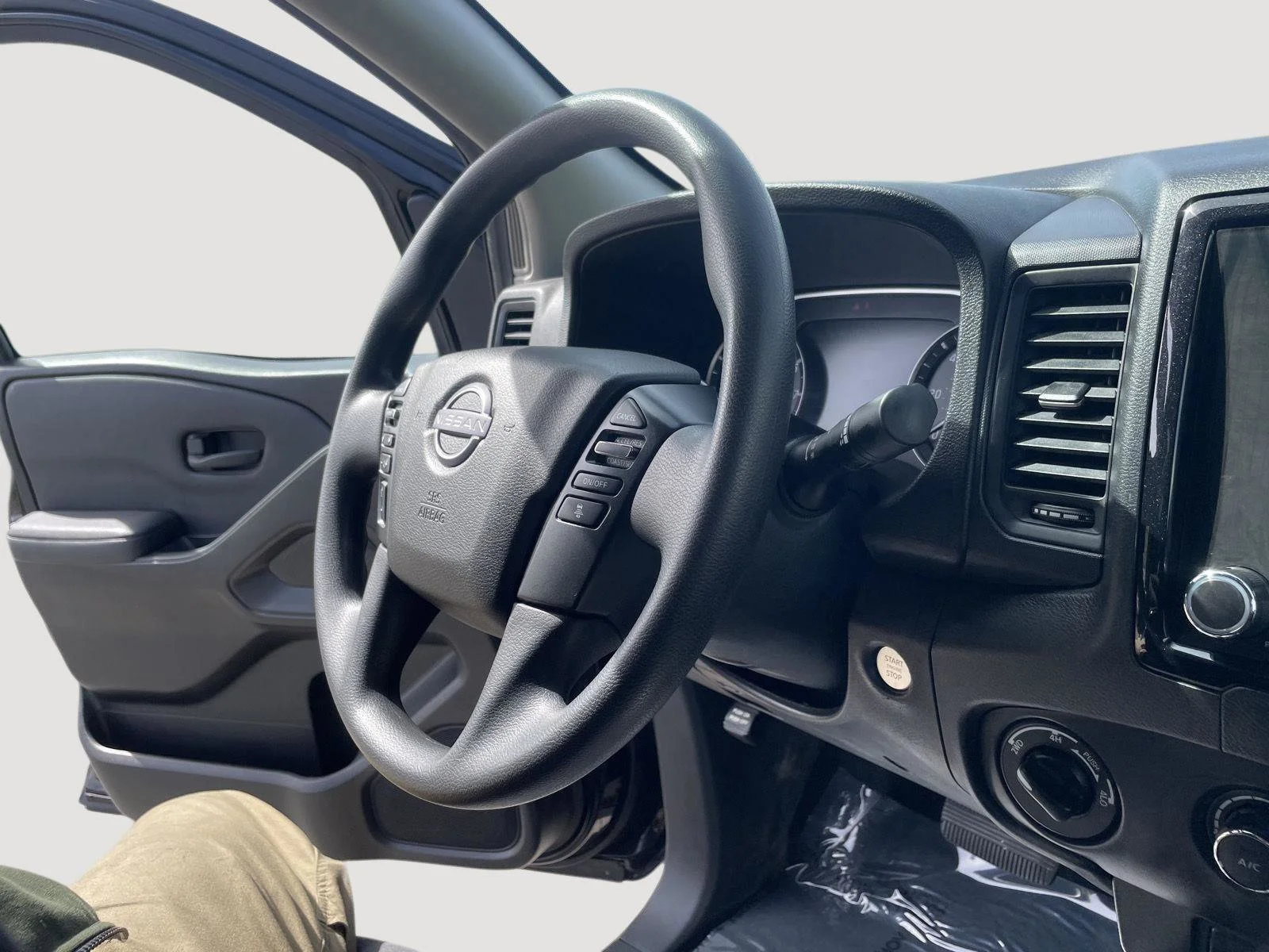 Used 2022 Super Black Nissan S image 27