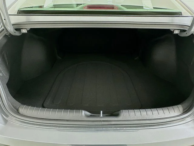New 2026 Hyundai ELANTRA SEL Sport