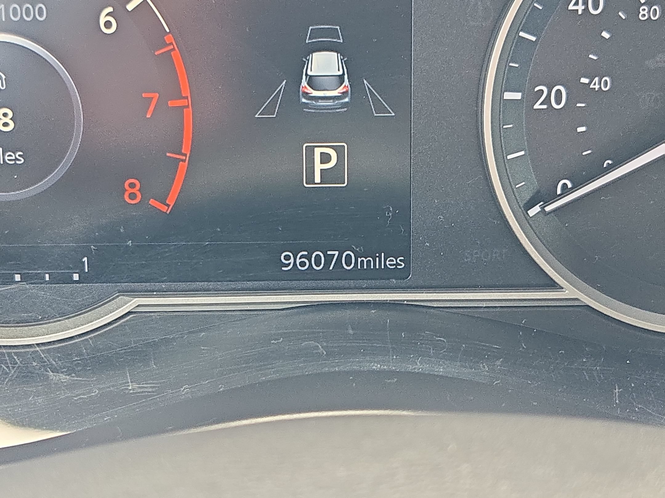Used 2018 Aspen White / Super Black Nissan SV image 18