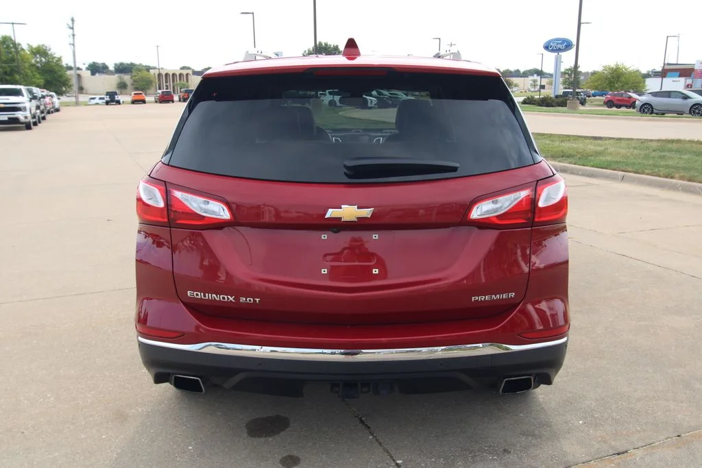 Used 2019 Cajun Red Tintcoat Chevrolet Premier image 16