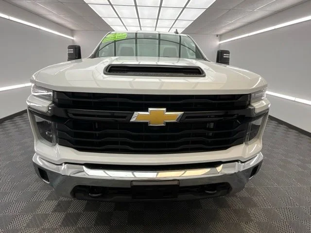 Used 2025 White Chevrolet Work Truck image 2