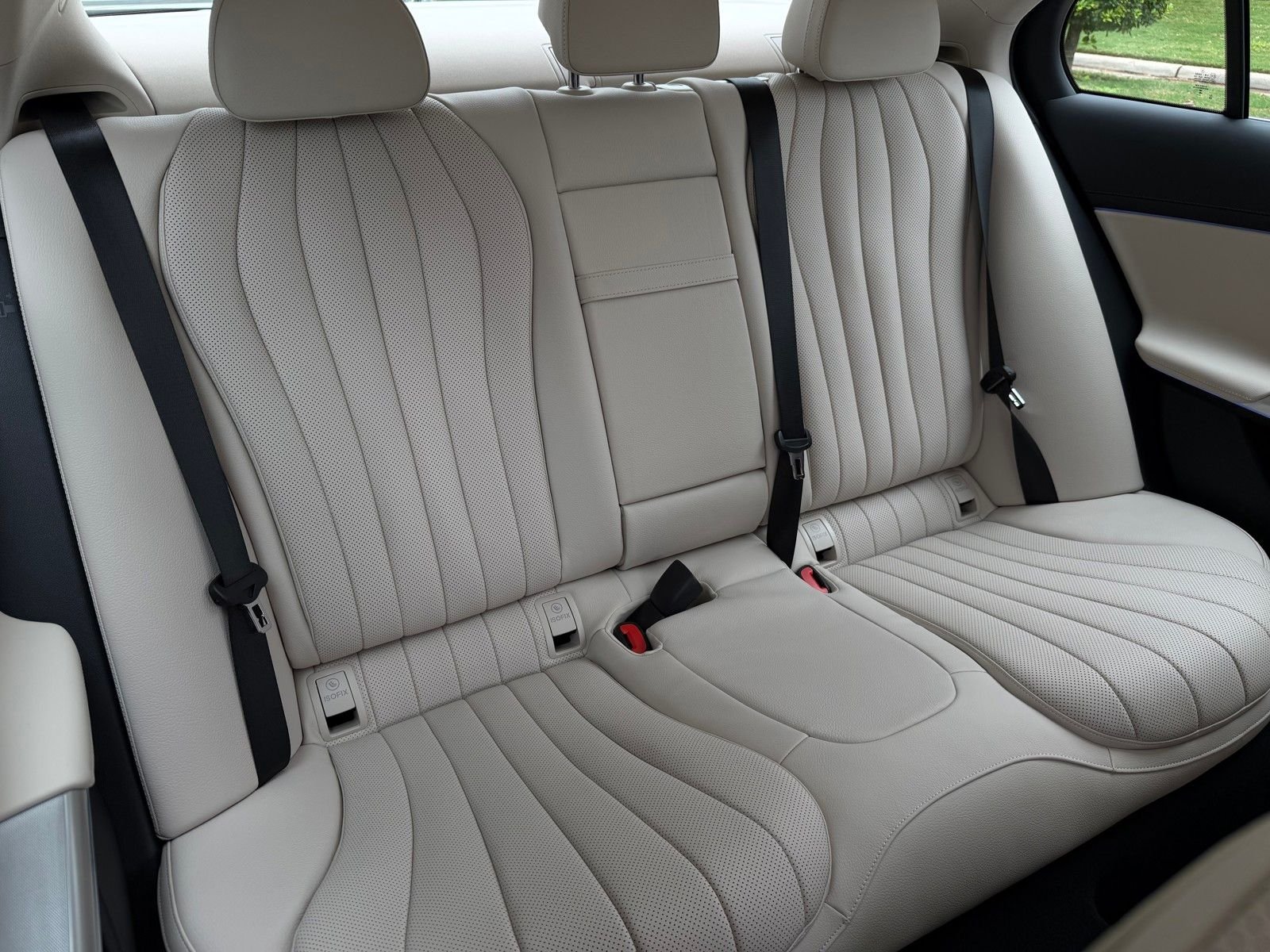New 2026 Verde Silver Metallic Mercedes-Benz E 350 image 16