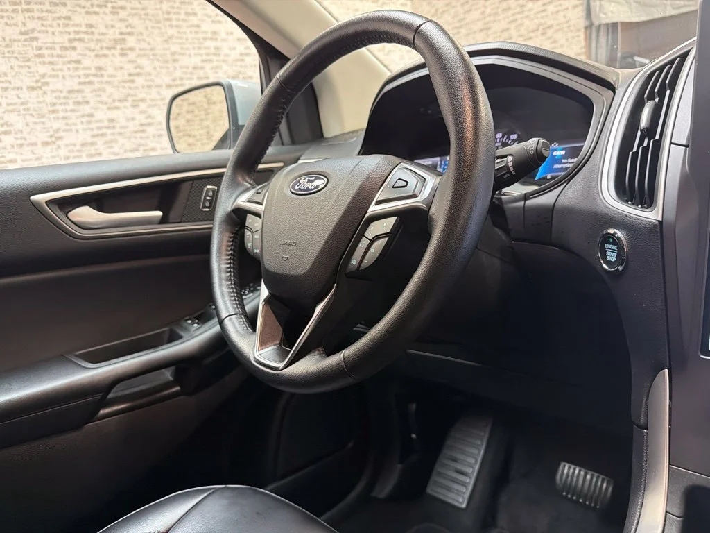 Used 2024 Silver Metallic Ford SEL image 17