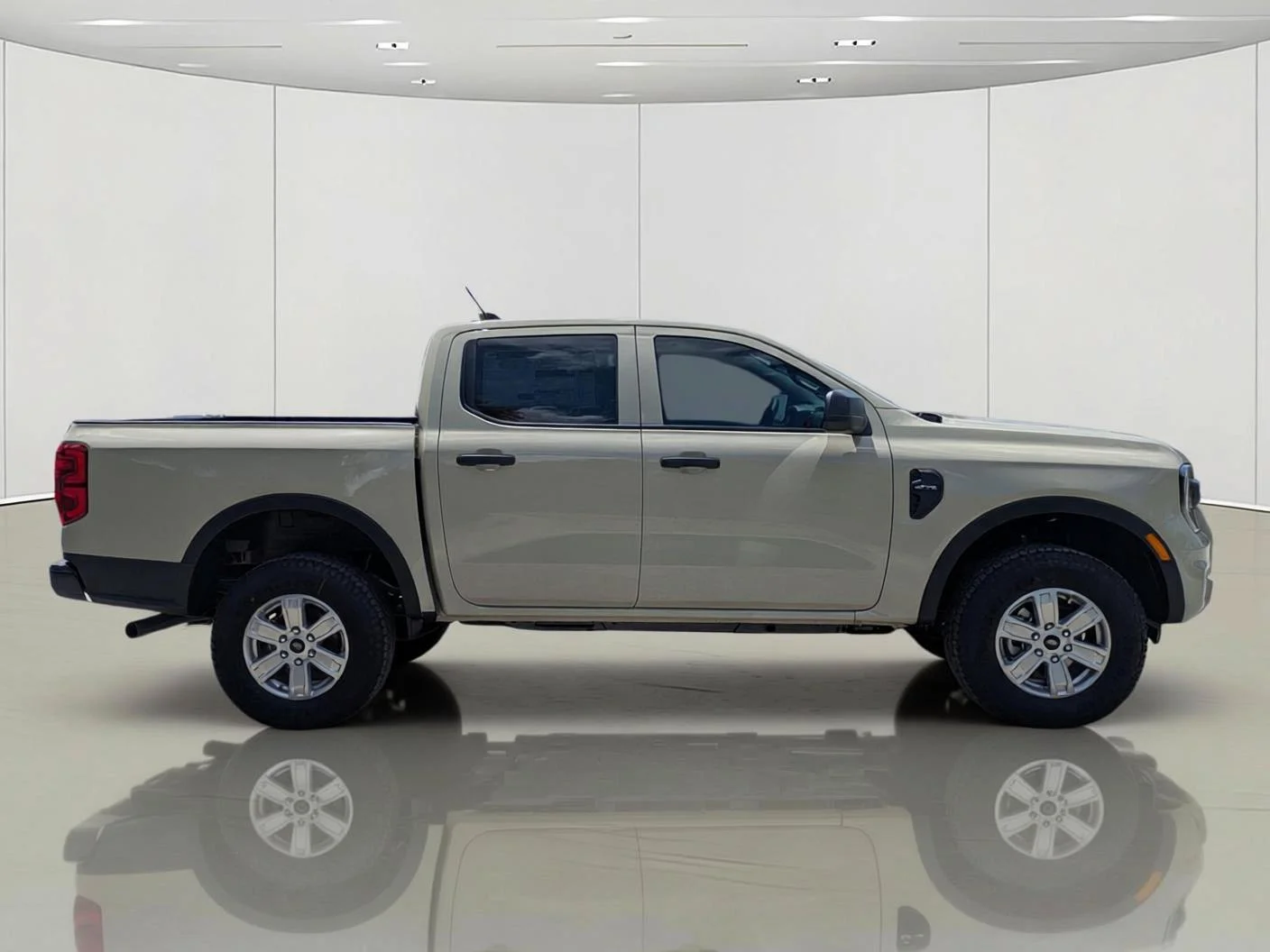 New 2026 Desert Sand Ford XL image 4