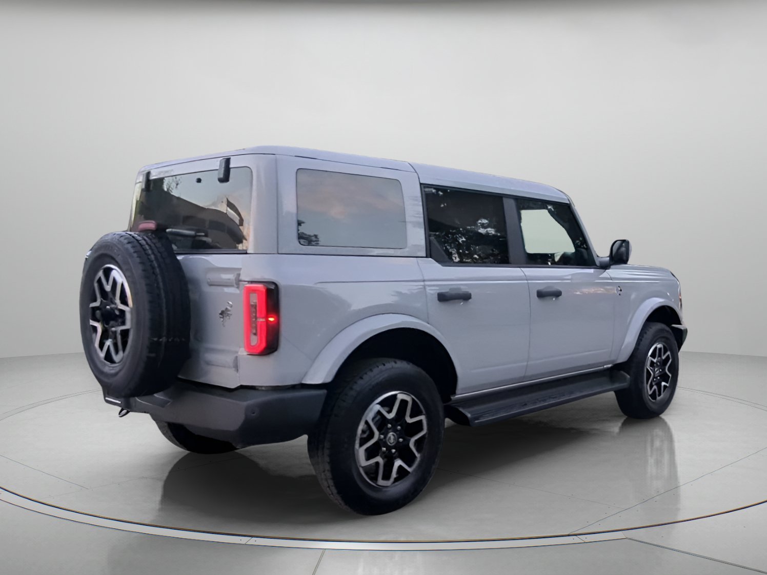 New 2026 Avalanche Gray Ford Outer Banks® image 25