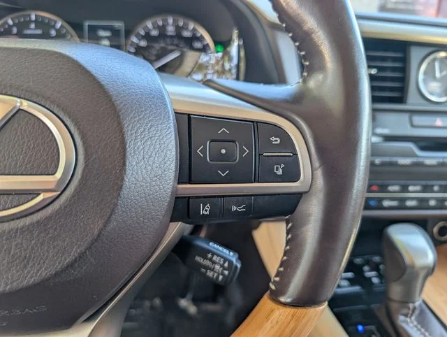Used 2019 White Pearl Lexus 350L image 15