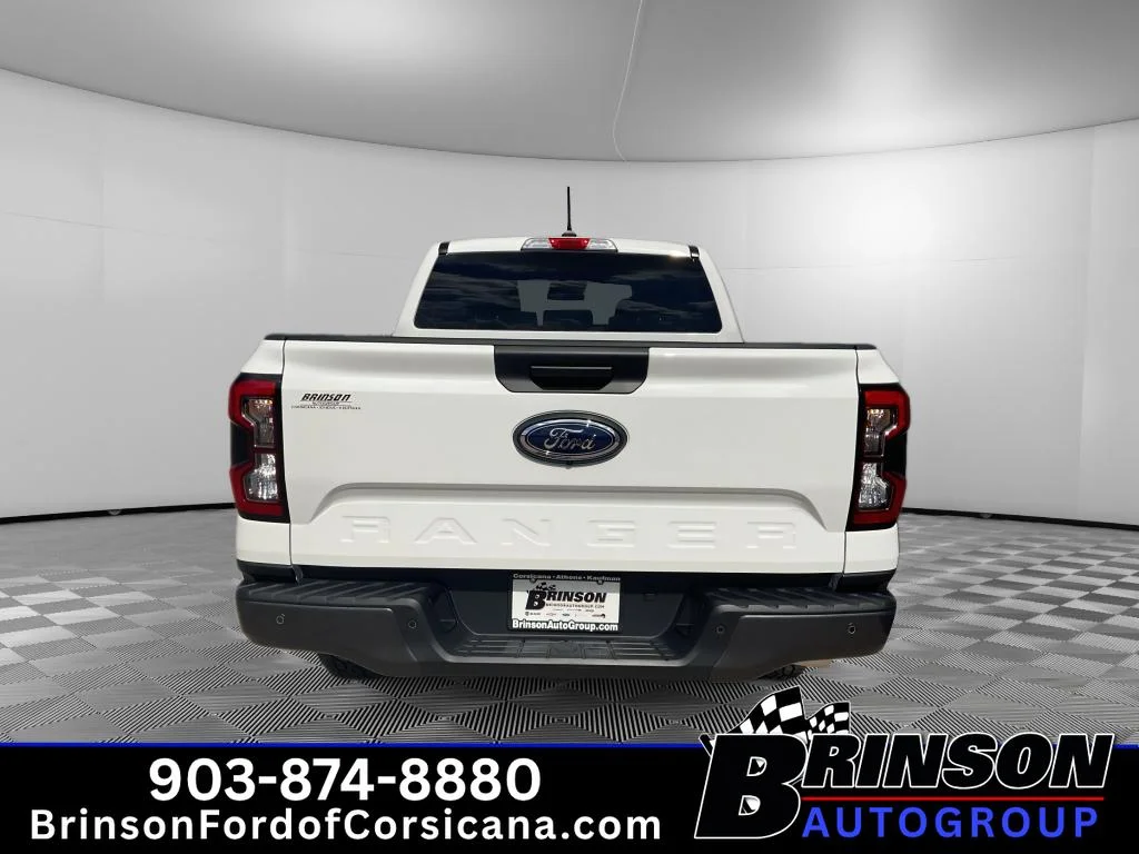 New 2026 Oxford White Ford XLT image 4