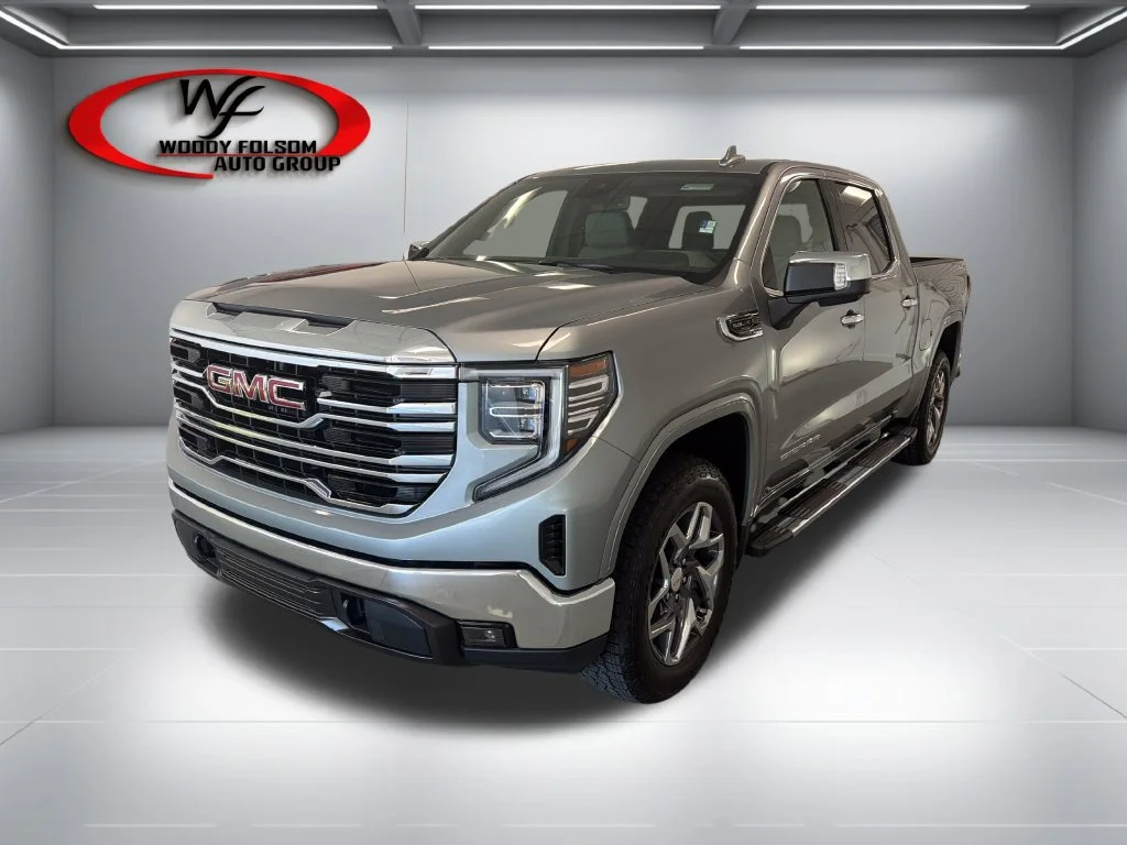 New 2026 Sterling Metallic GMC SLT image 3