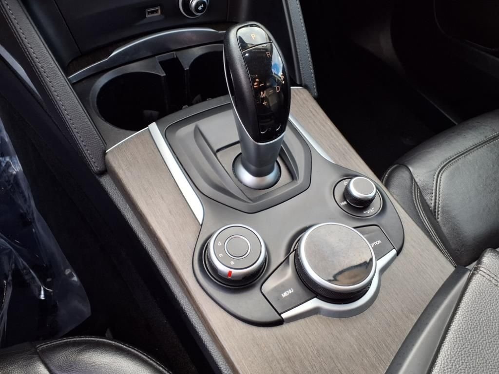 2019 Alfa Romeo Stelvio Ti - Photo 9
