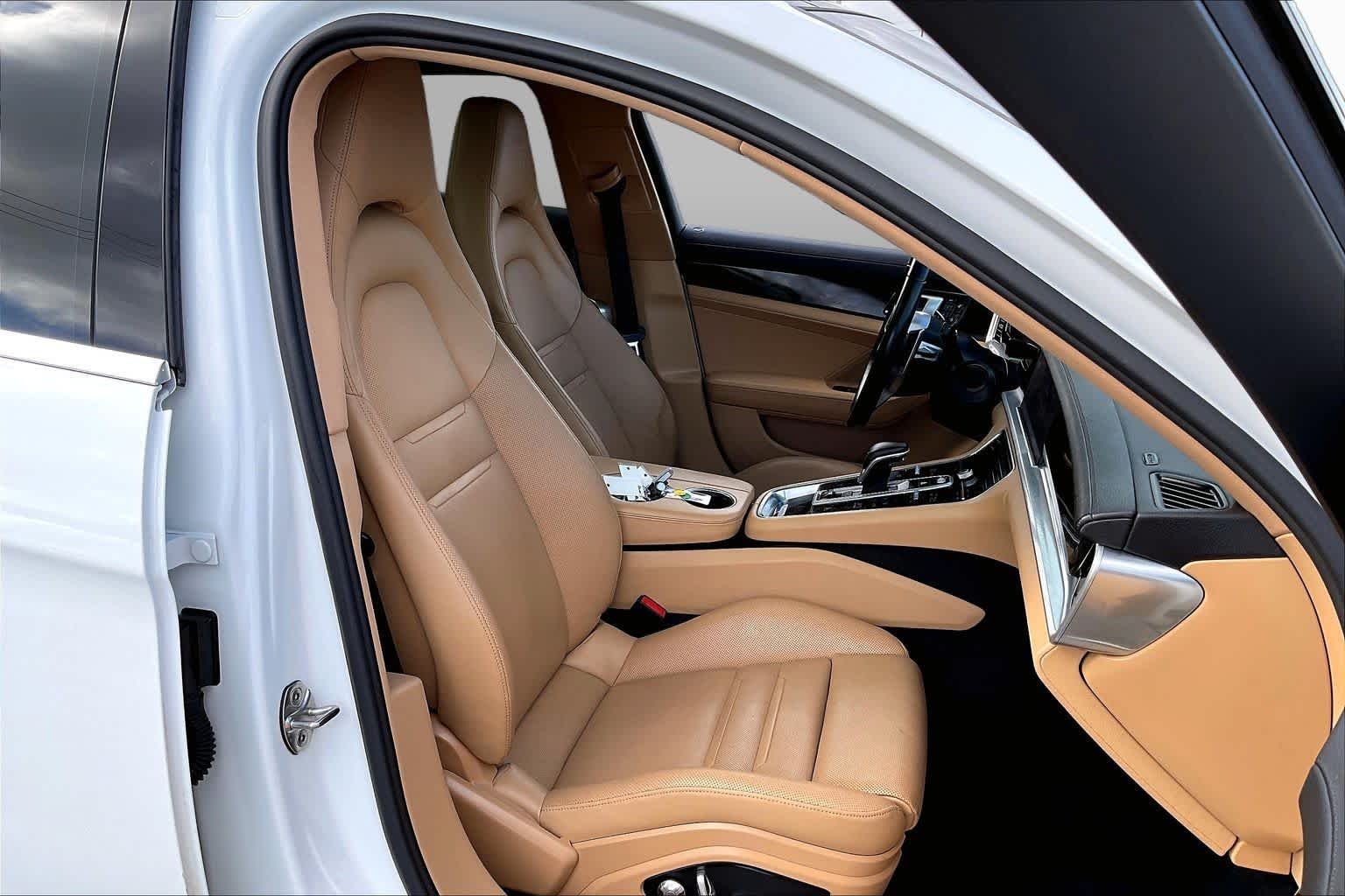 Used 2018 Black Porsche 4 image 9