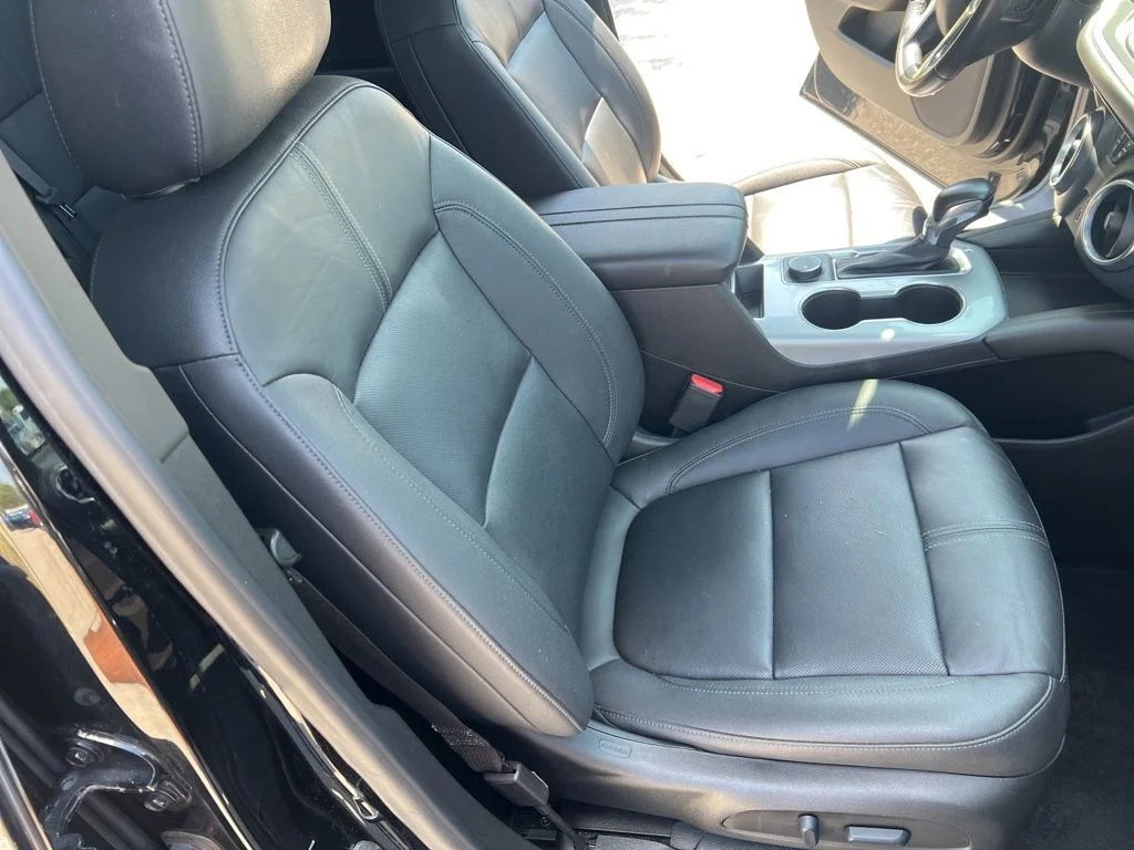 Used 2022 Black Chevrolet LT image 45
