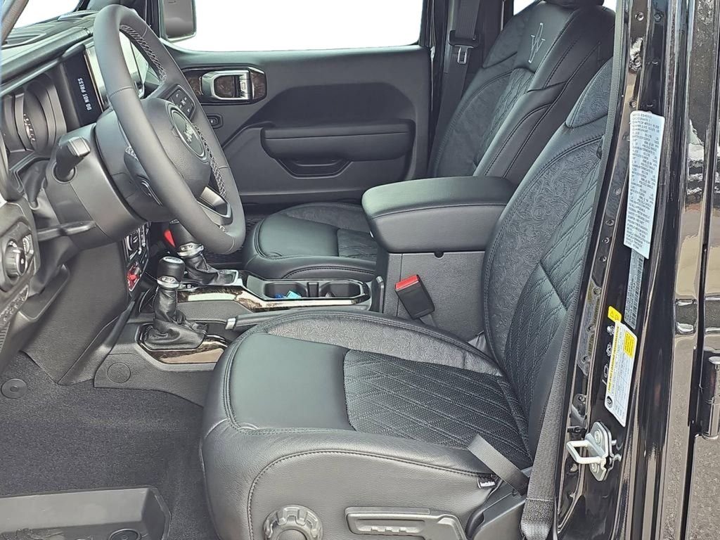 2025 Jeep Wrangler 4-Door Willys - Photo 15