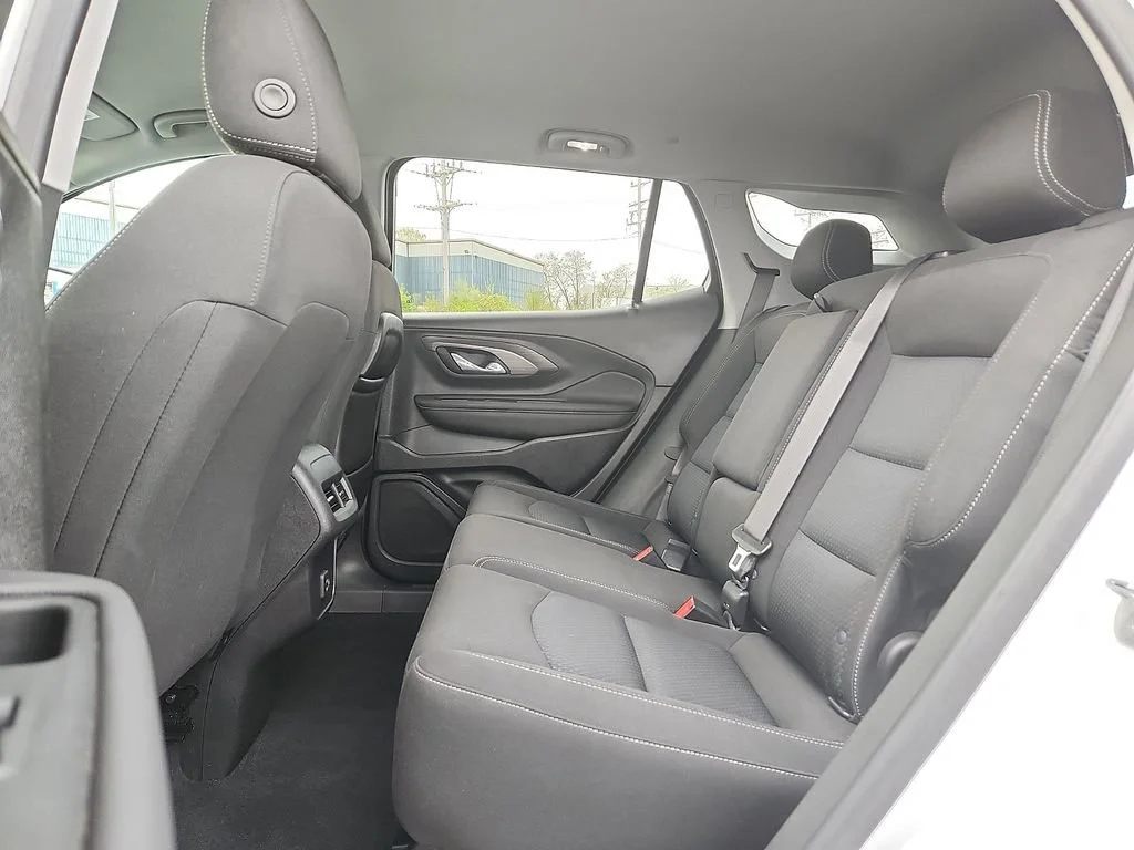 2022 GMC Terrain SLE - Photo 10