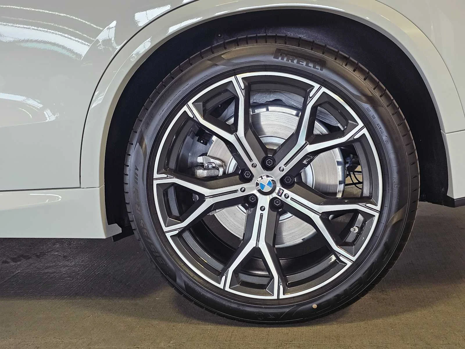 New 2026 Alpine White BMW xDrive50e image 8