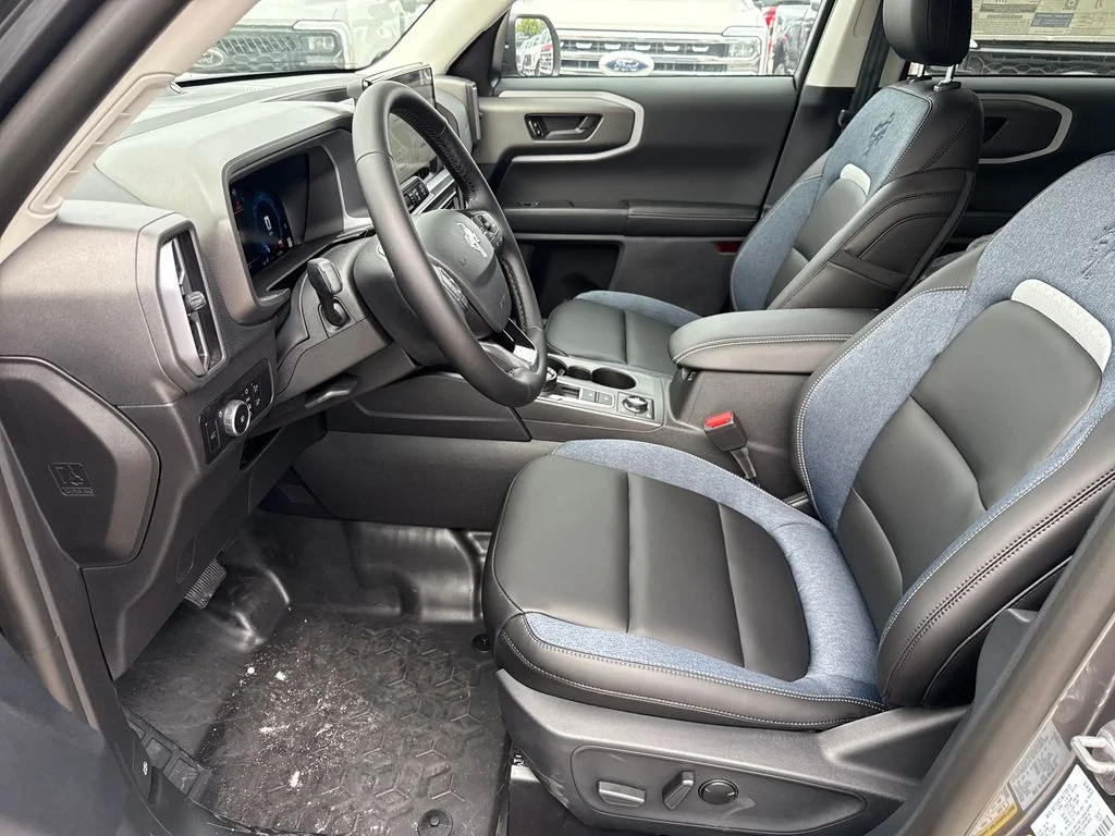 New 2025 Gray Ford Outer Banks image 21