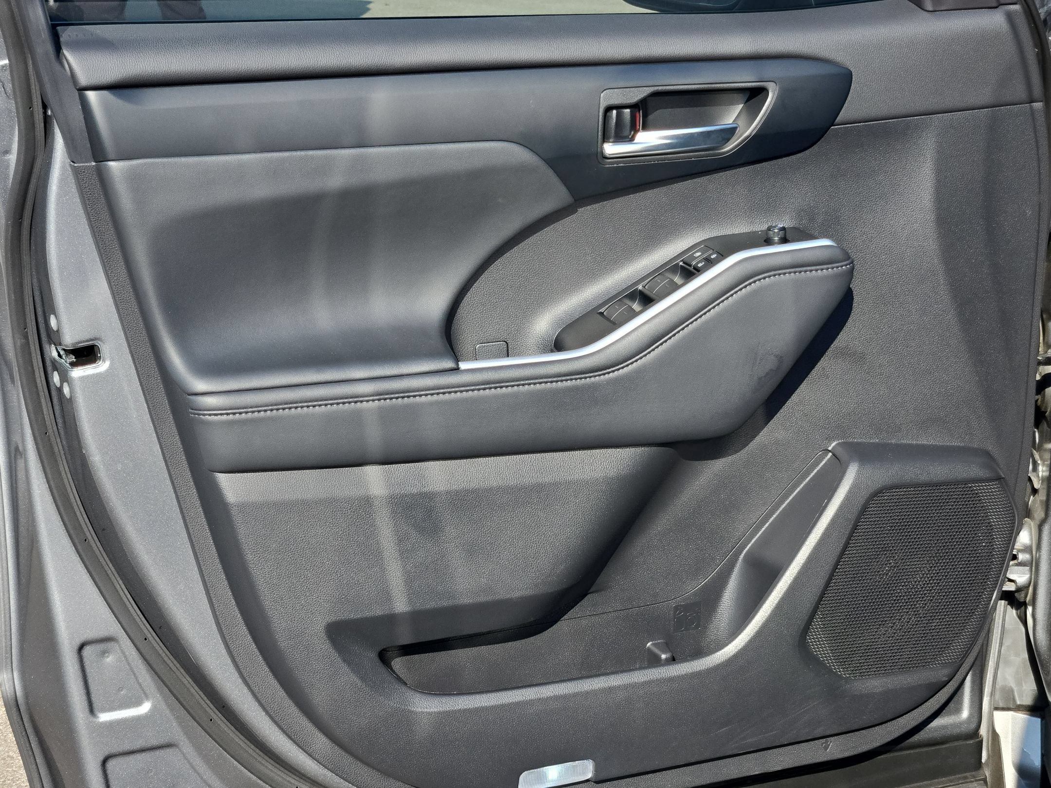 Used 2026 Heavy Metal Toyota XLE image 11
