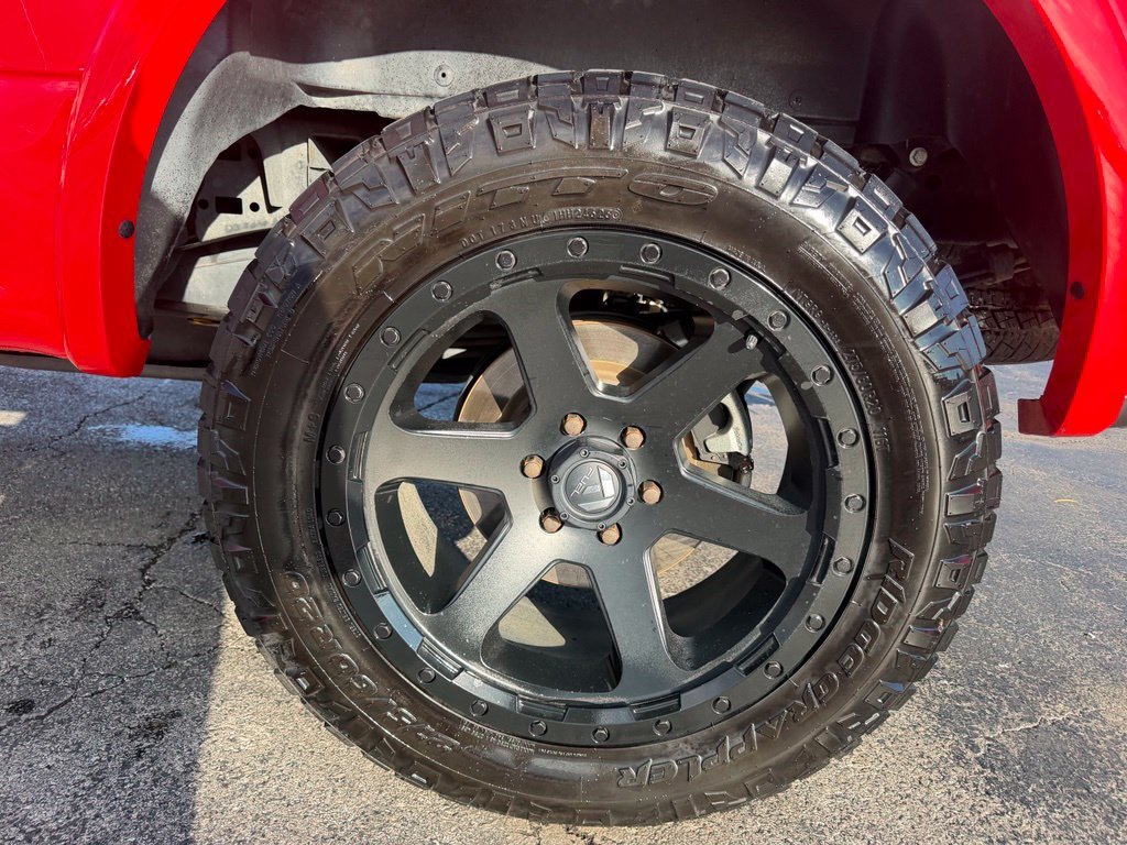 Used 2020 Red Ford XLT image 13