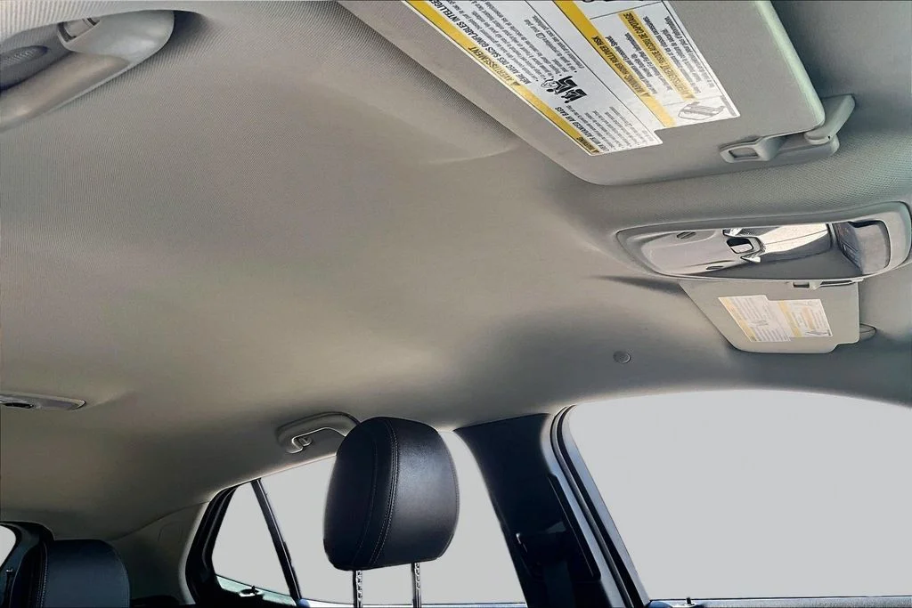 Used 2021 White Buick Preferred image 30