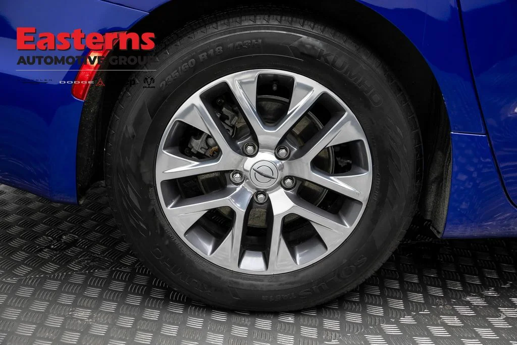 Certified Used 2021 Blue Chrysler Pinnacle image 33