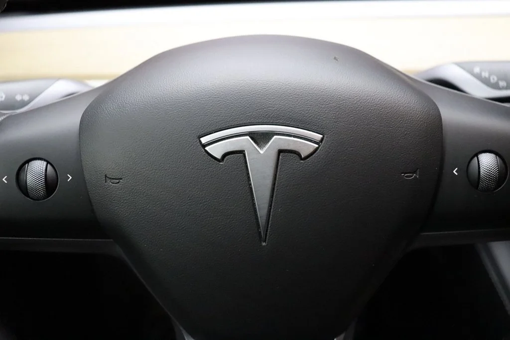 Used 2022 Pearl White Multi-Coat Tesla Performance image 48
