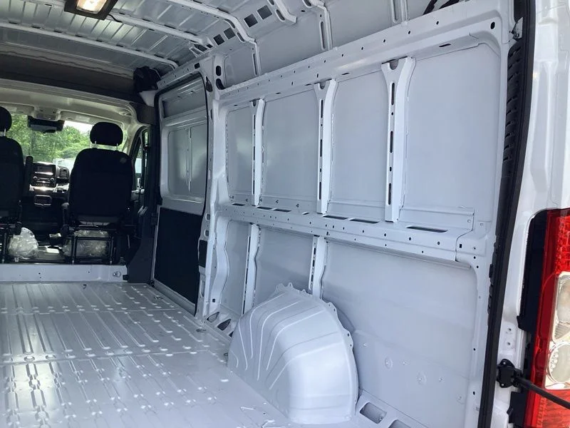New 2026 Bright White Clear-Coat Exterior Paint RAM High Roof image 17