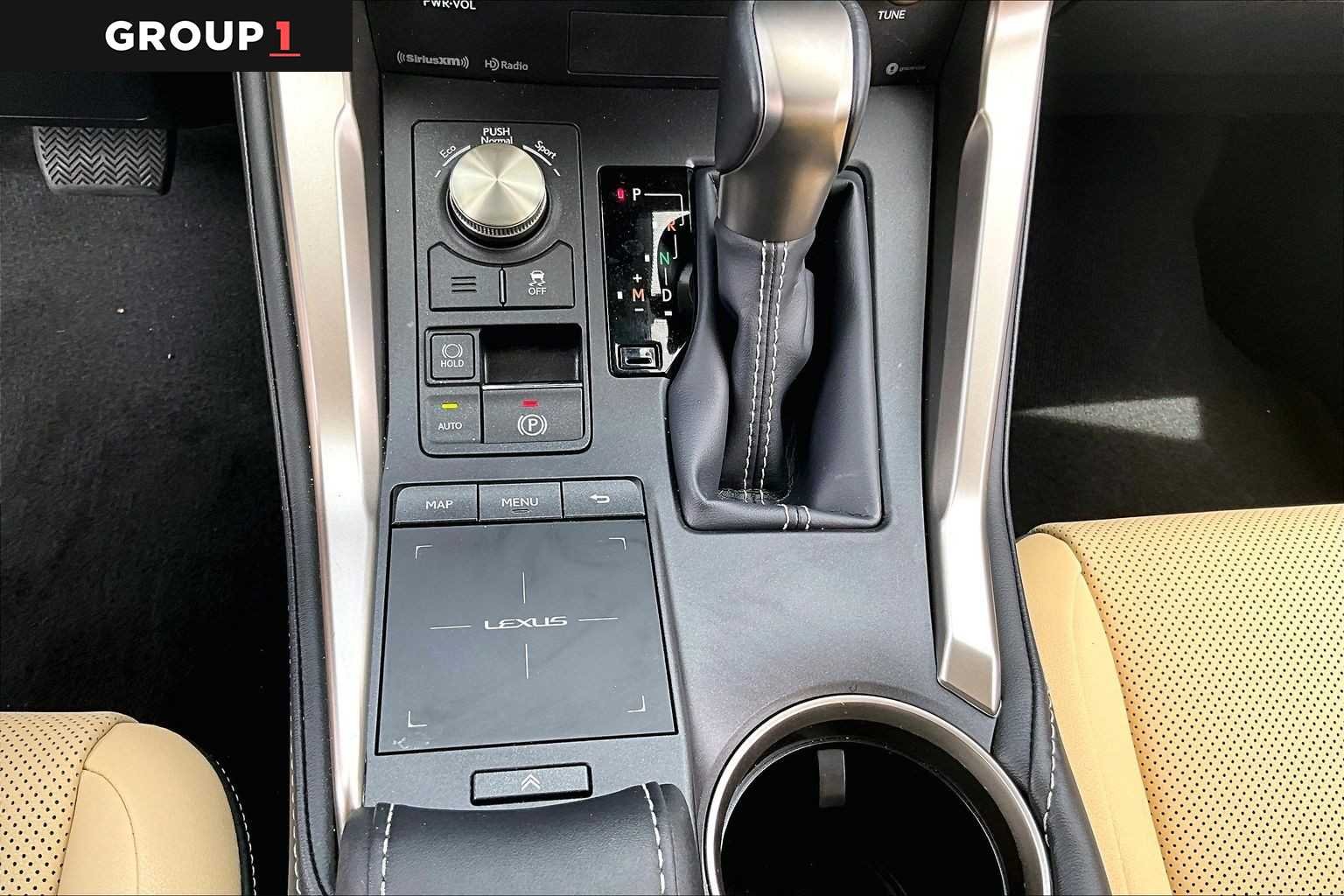 Certified Used 2020 Matador Red Mica Lexus  image 33
