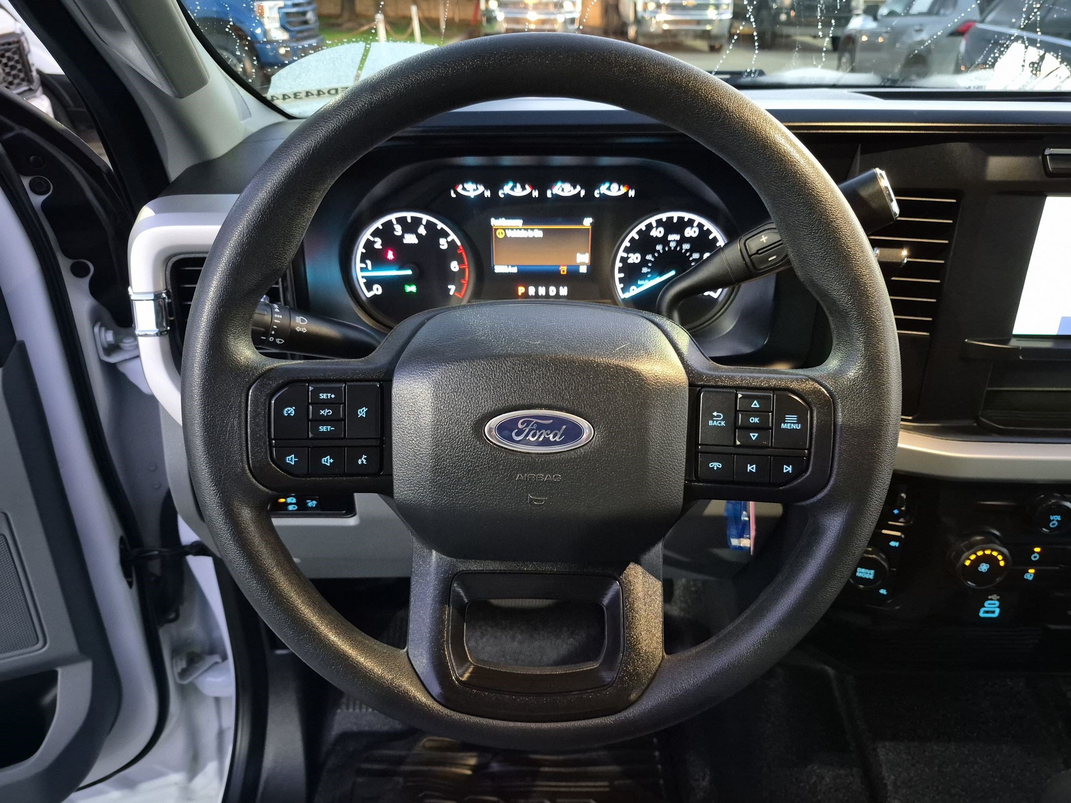 Used 2024 Oxford White Ford XL image 16