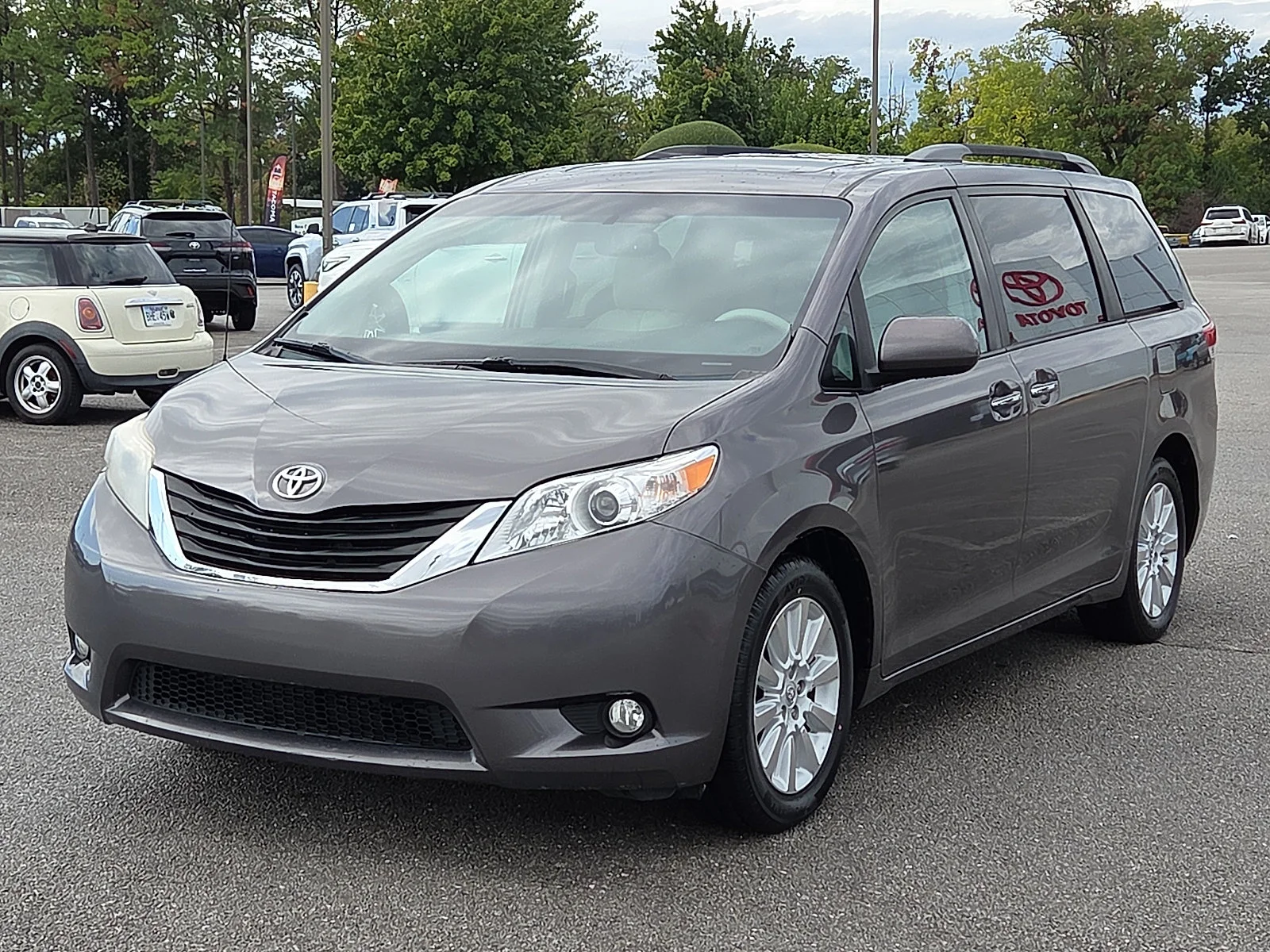 Used 2014 Toyota Sienna XLE with VIN 5TDDK3DC4ES090453 for sale in Rogers, AR