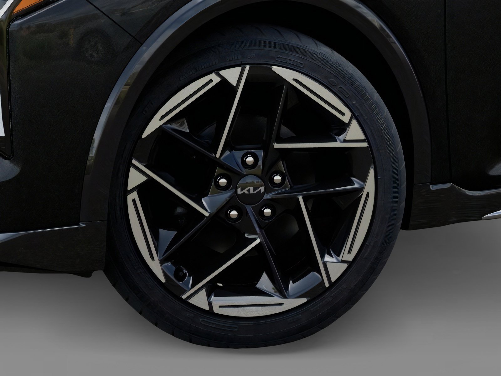 New 2026 Interstellar Gray Kia GT-Line image 9