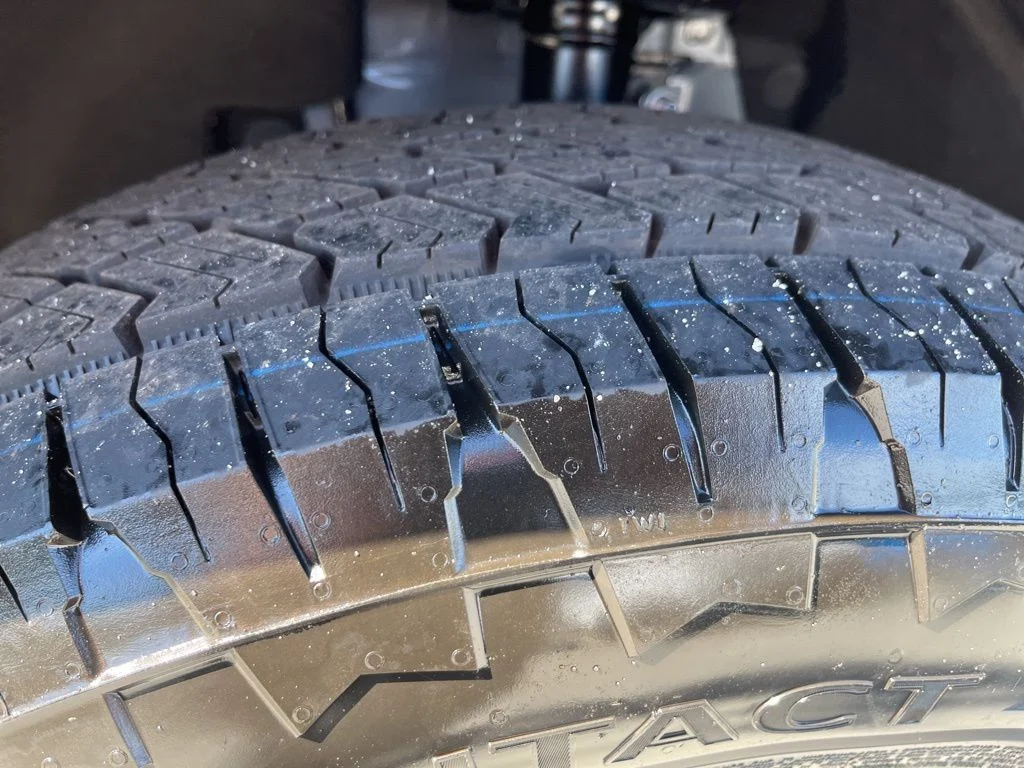 New 2026 Carbonized Gray Metallic Ford Badlands® image 10