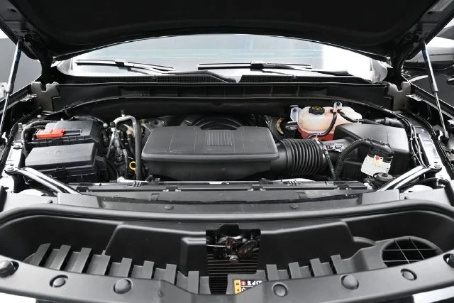 Used 2026 Black Cadillac Sport image 34