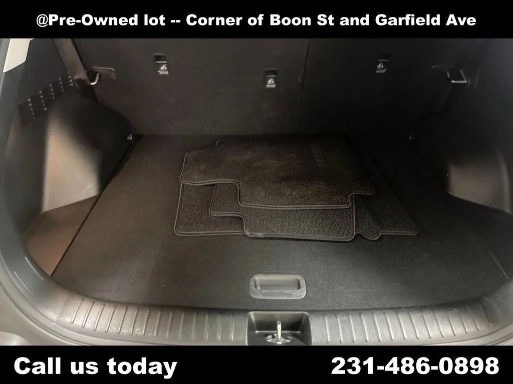 Used 2024 Gray Kia X-Line image 27