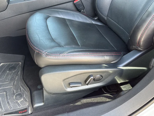 Used 2018 Silver Ford Sport image 18