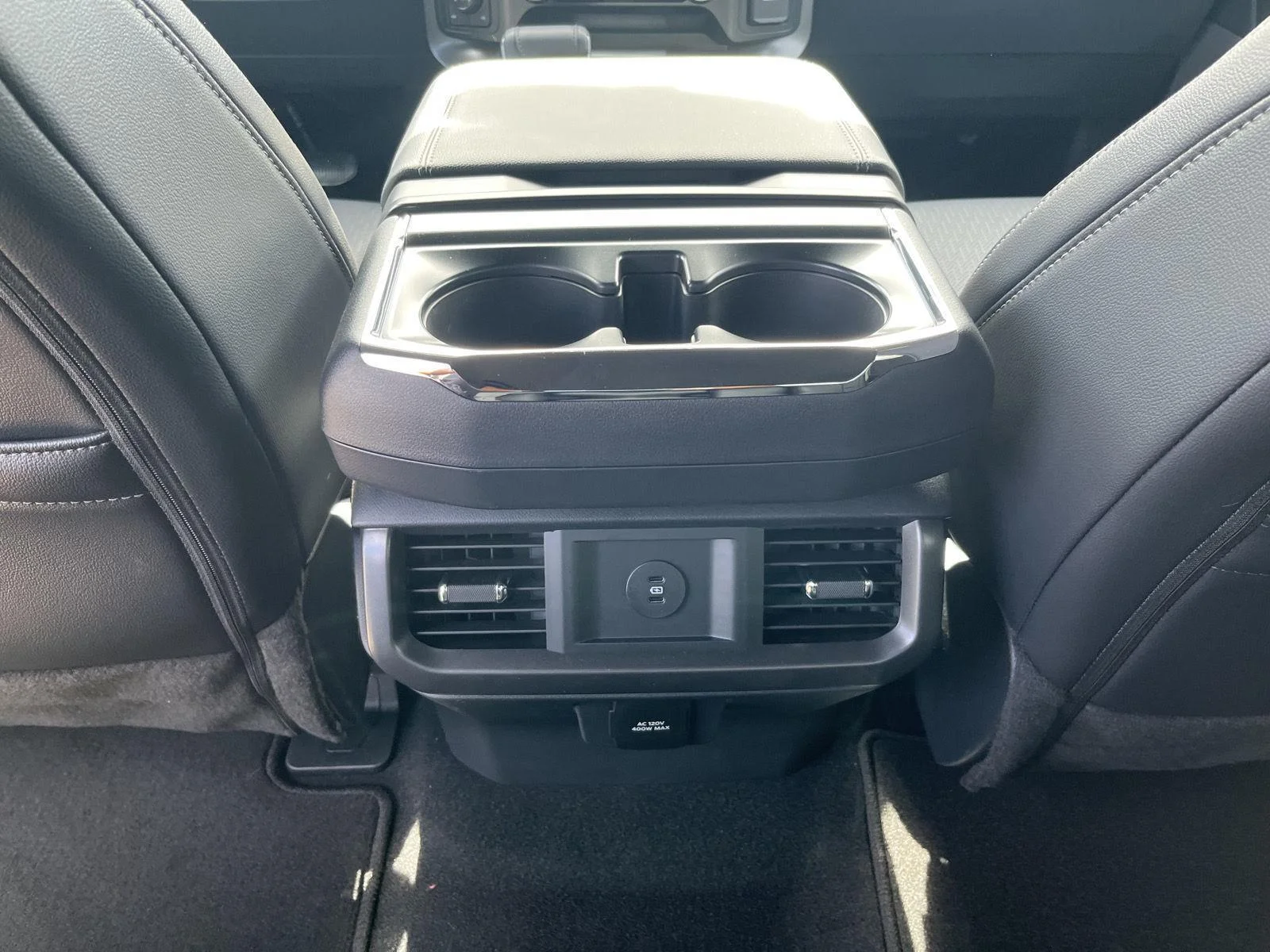 New 2026 Star White Metallic Tri-Coat Ford Lariat® image 14