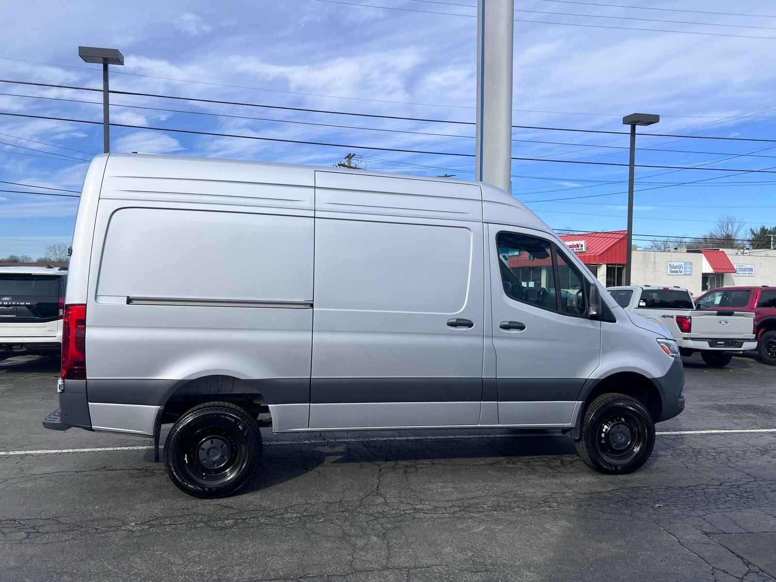 2024 Mercedes-Benz Sprinter Cargo Van Base - Photo 11