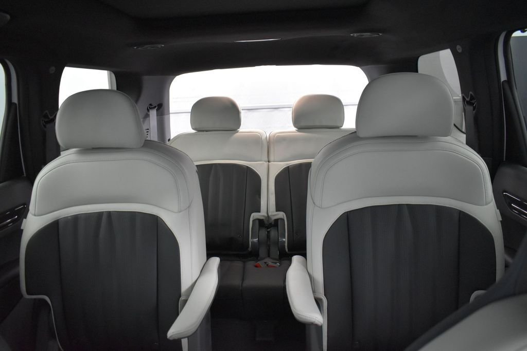 New 2026 Glacial White Pearl / Black Ro Kia GT-Line AWD image 19