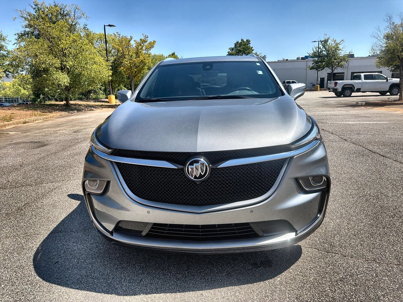 Used 2023 Includes Pitch Dark Night lower exterior accent color.) Buick Essence image 3