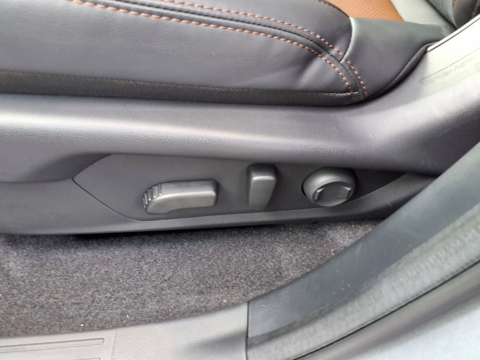 New 2026 Ice Silver Metallic Subaru Touring Hybrid image 14
