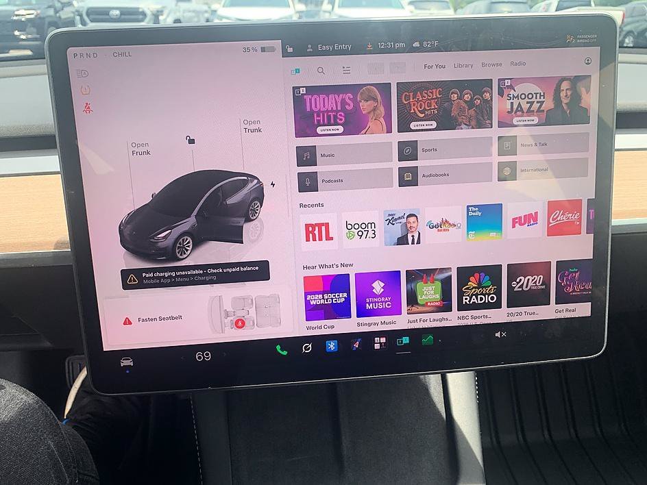 Used 2022 Midnight Silver Metallic Tesla Long Range image 16