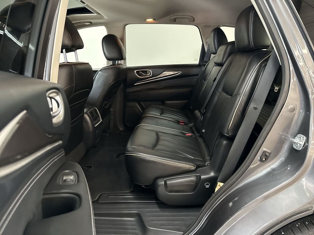 Used 2016 Graphite Shadow INFINITI Base image 16